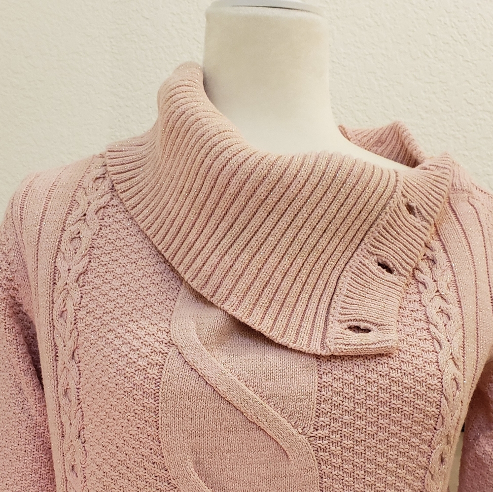 Sweater - Picture 6 of 7